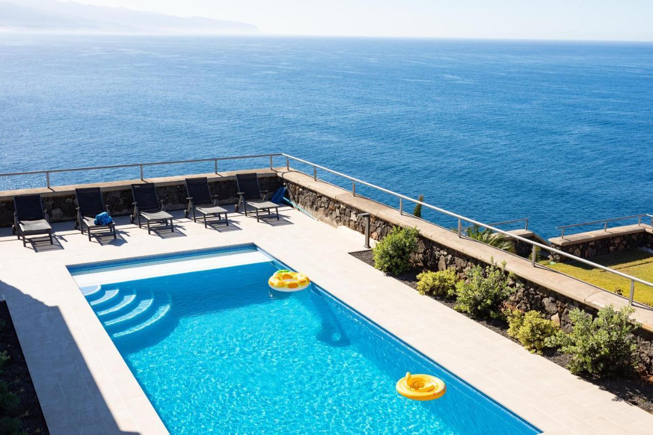 Prime Sea And Mountain Views With Pool