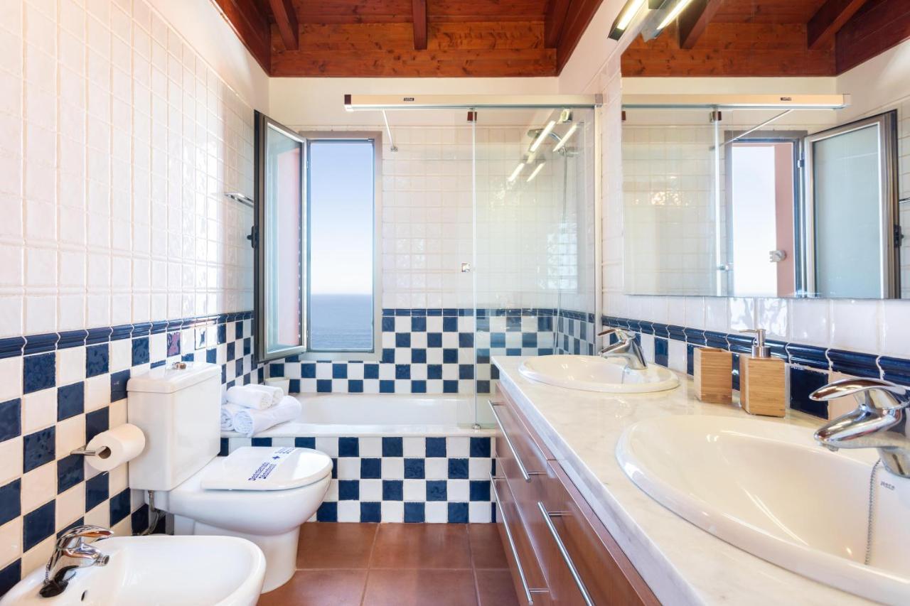 Сasa de vacaciones Prime Sea And Mountain Views With Pool *