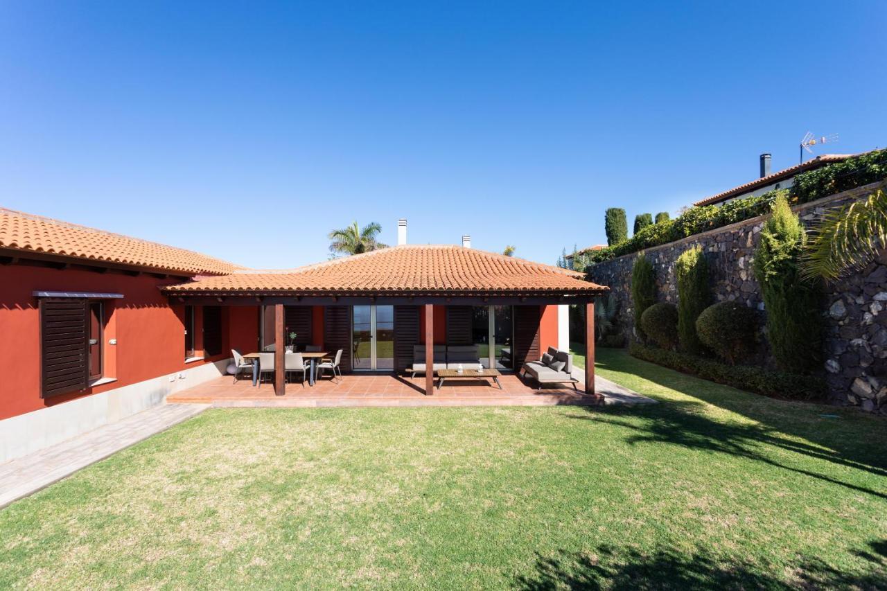 Сasa de vacaciones Prime Sea And Mountain Views With Pool *