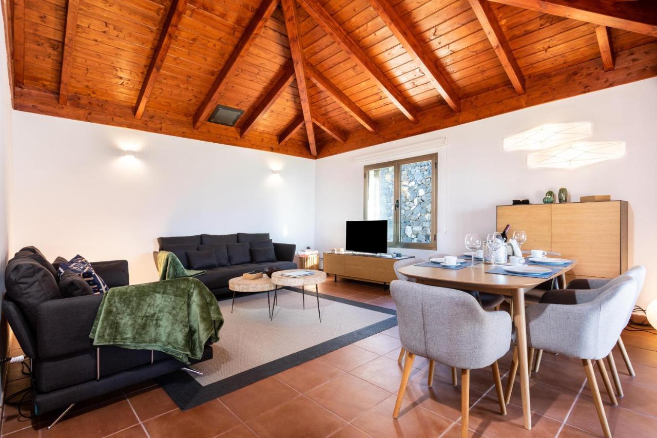 Prime Sea And Mountain Views With Pool El Pris