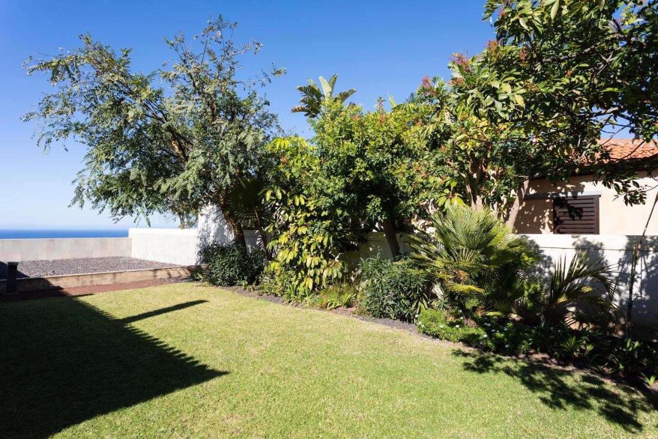 Сasa de vacaciones Prime Sea And Mountain Views With Pool El Pris