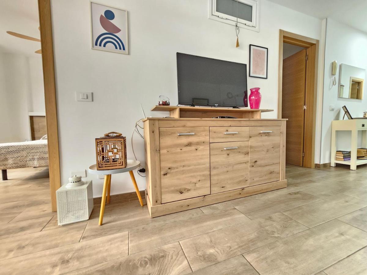 Holidays Center, Cristianos Apartamento