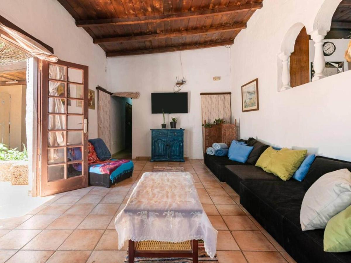 Belvilla By Oyo Casa Tata Holiday home