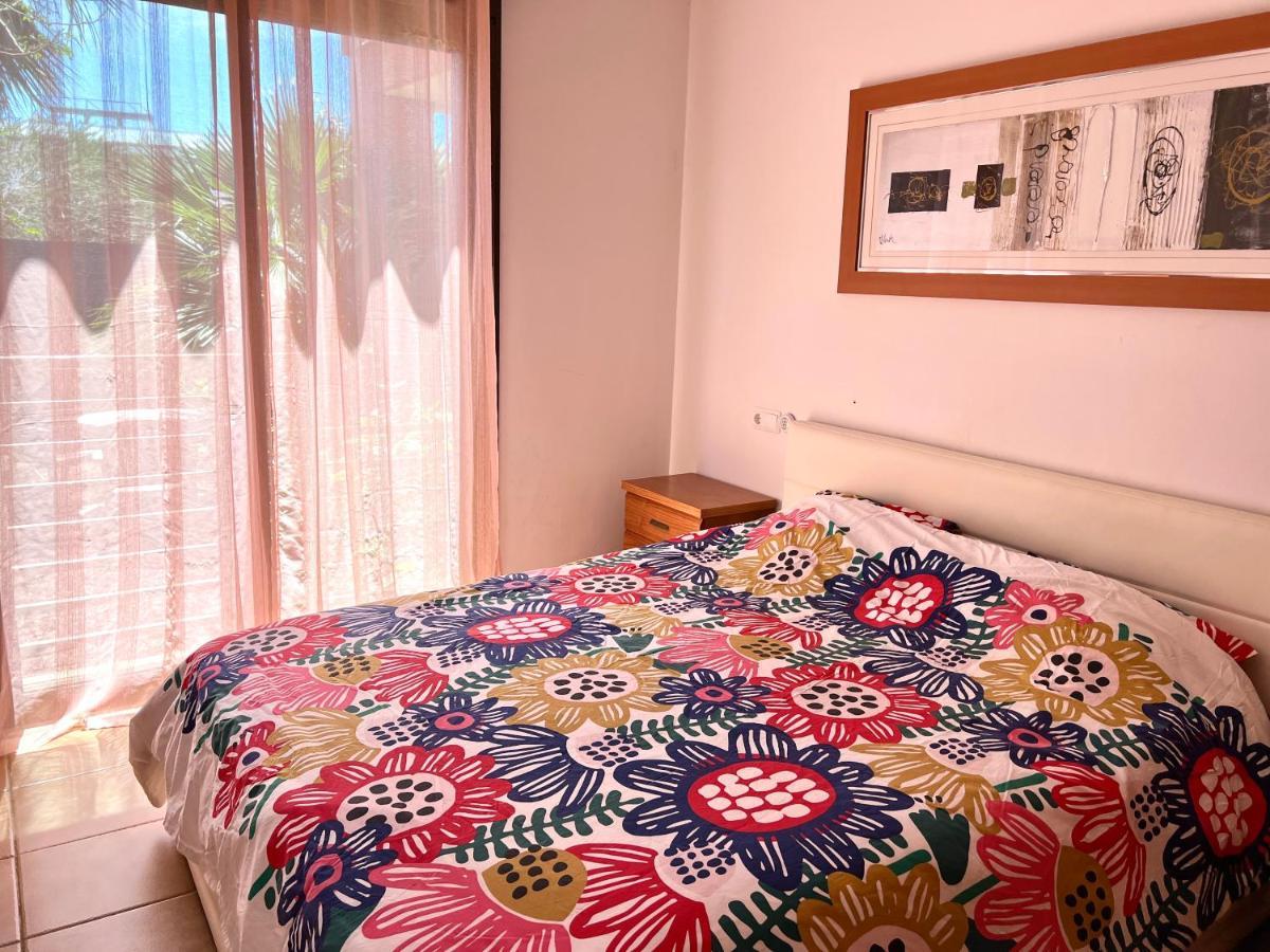 Apartment With Garden