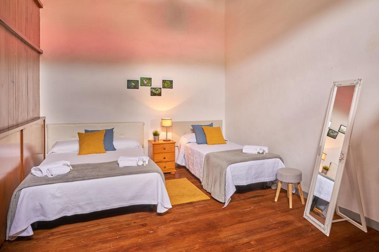 La Casa Del Barranco *