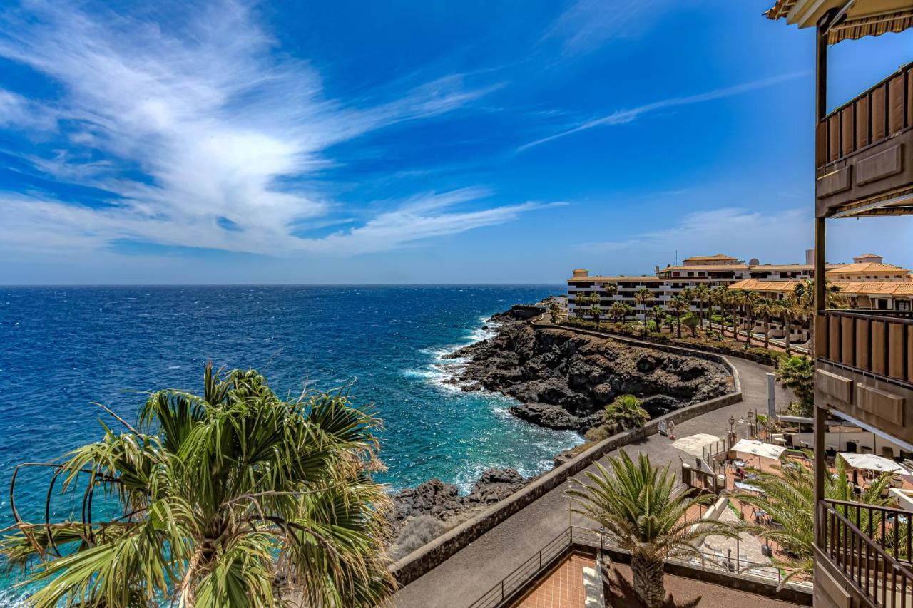 Apartment In Front Of The Ocean, Espectacular View, Pool And Wifi *