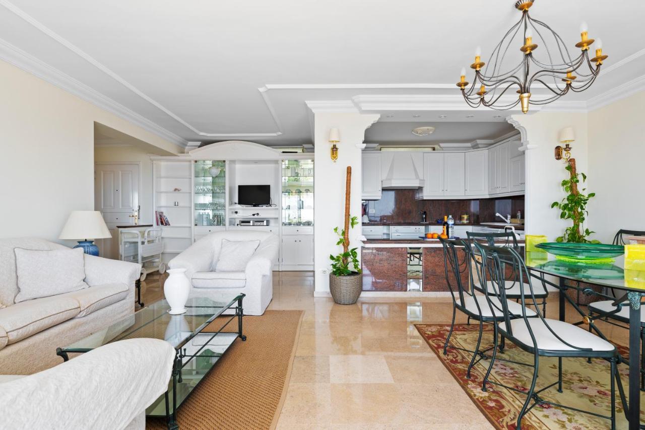 Apartamento Spacious With Large Terrace,5 Min *