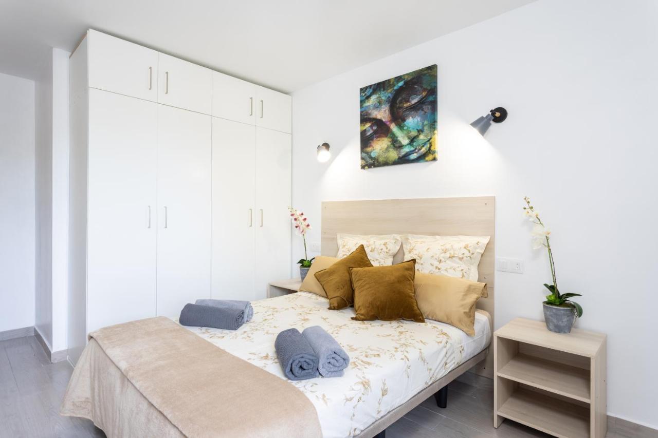 Classbnb - Three Spacious 150m From The Americas Promenade Arona (Tenerife)