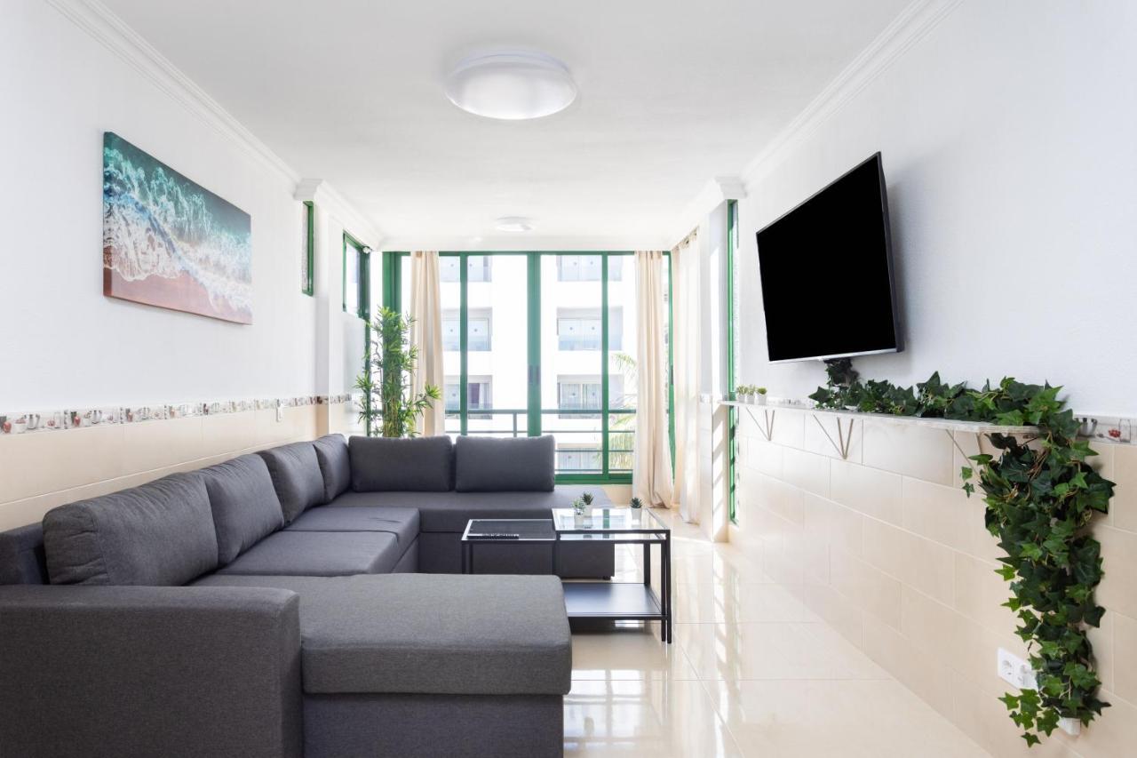 Classbnb - Three Spacious 150m From The Americas Promenade Apartment Arona (Tenerife)