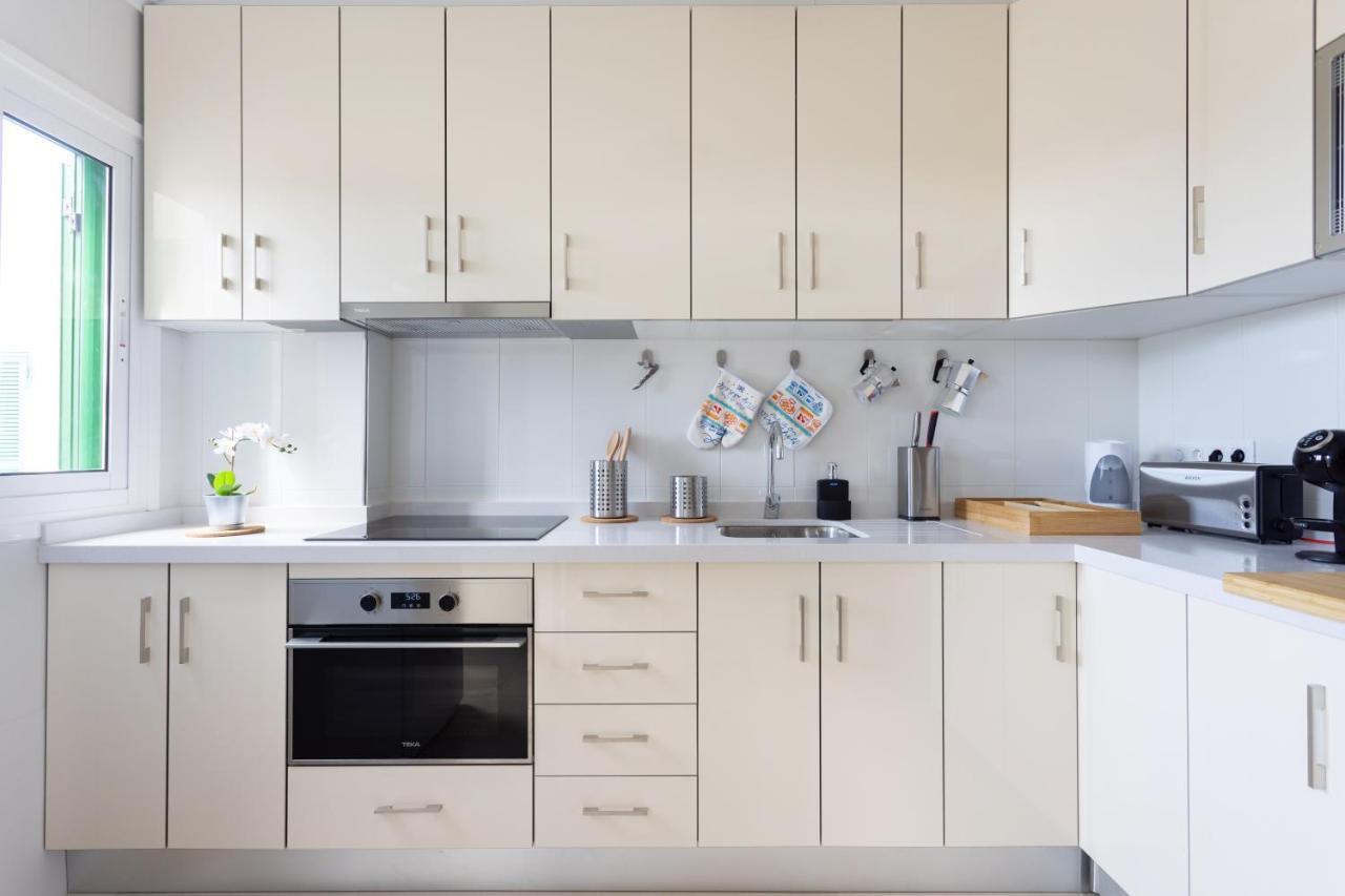 Classbnb - Three Spacious 150m From The Americas Promenade *