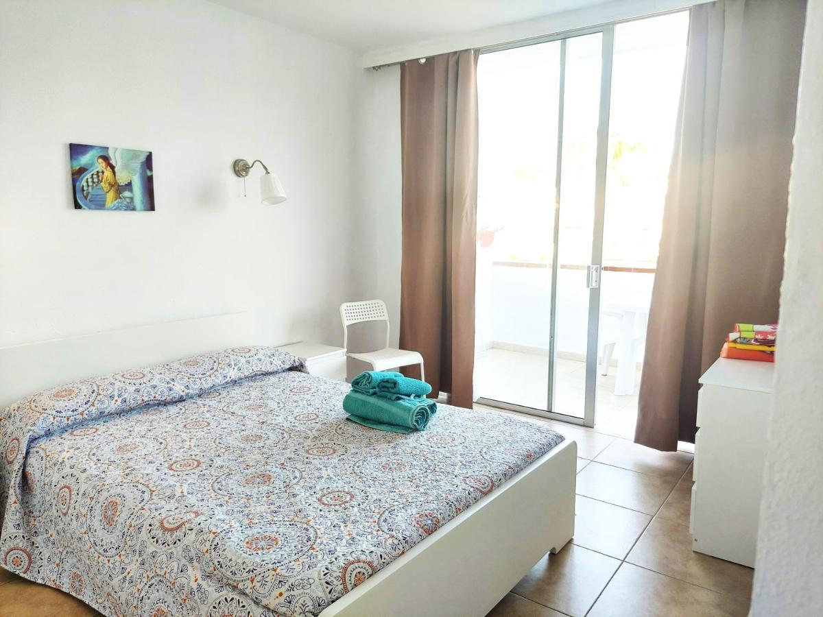 Blu Apartment, Wifi Free Pool View *