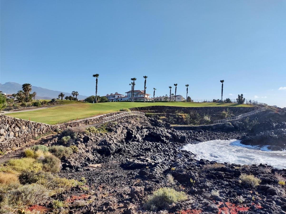 Amarilla Golf 2c3