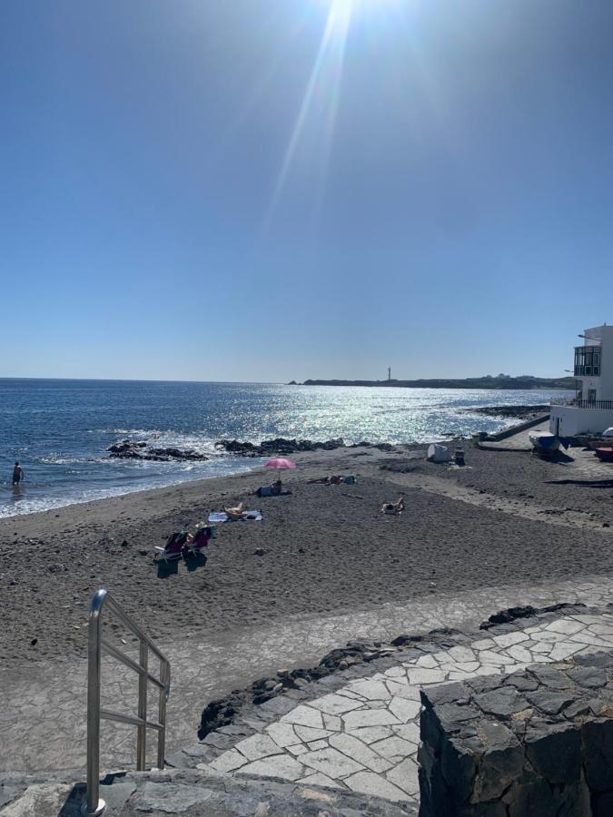 Casa Abona, Precioso Atico Con Wifi Gratis Y Vistas Increibles Al Mar Y La Montana *