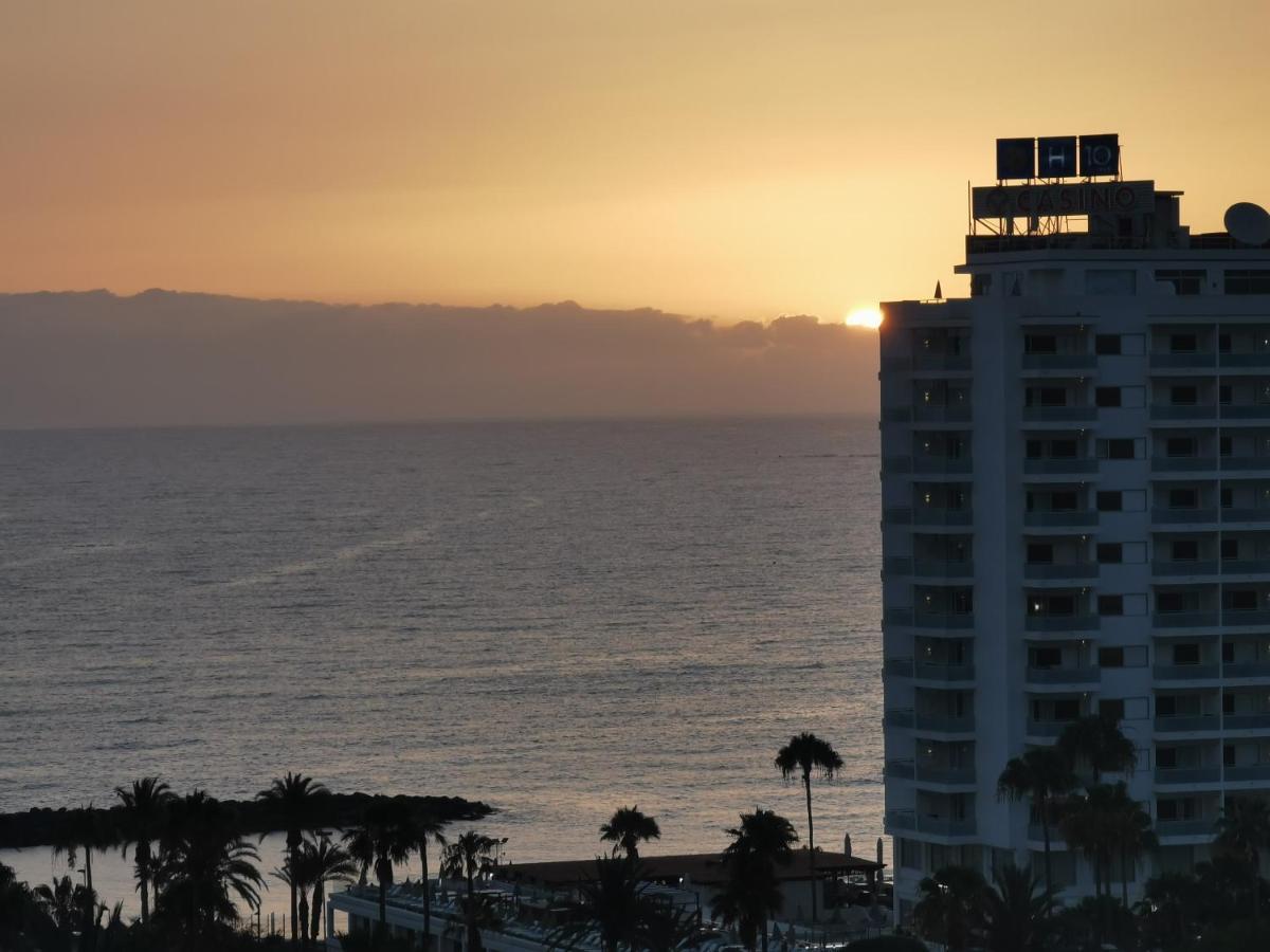 Cozy Ocean And La Gomera View * Playa de las Americas (Tenerife)