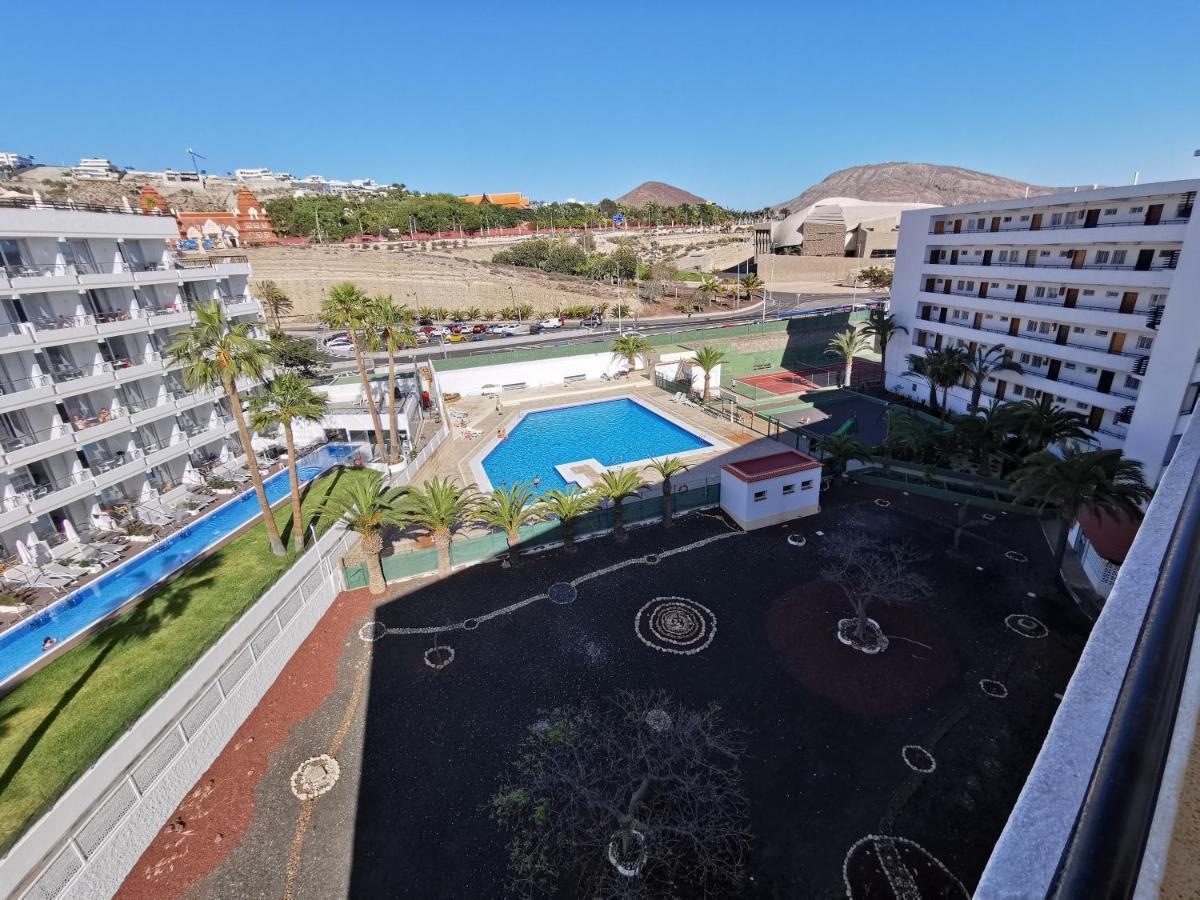 Cozy Ocean And La Gomera View * Playa de las Americas (Tenerife)