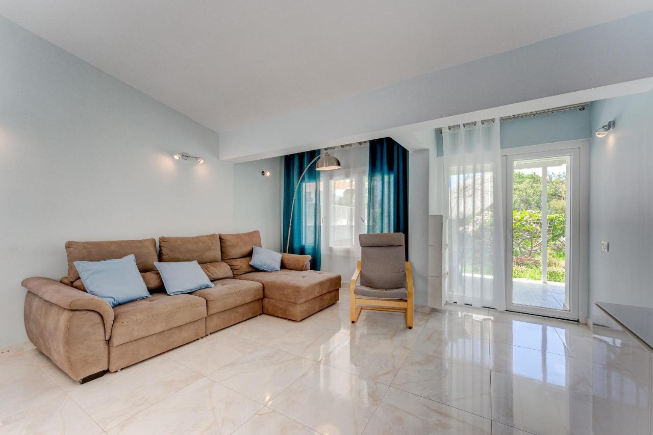 Beautiful In Island Village Appartement