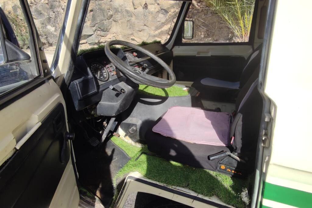 Campo de lujo Tenerife Mercedes For Drive In Canary Island *