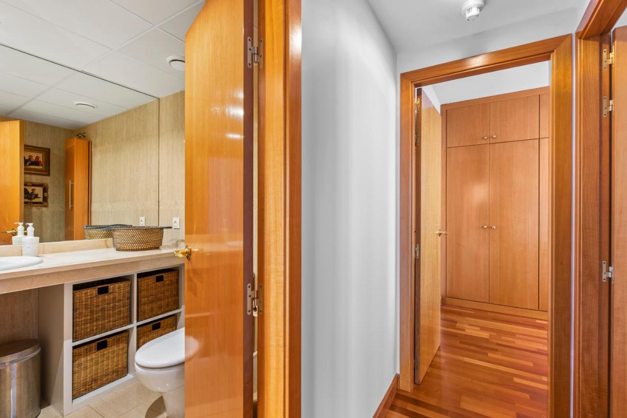 Apartment Luxury Flat In Skyscraper