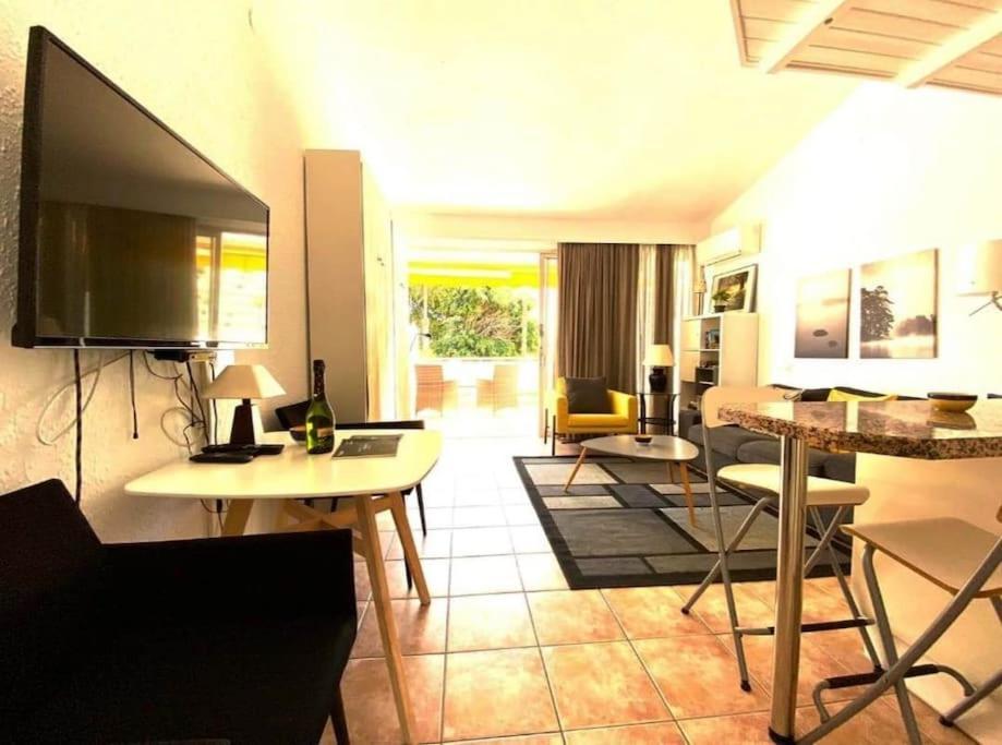 Estudio Paradero Apartment