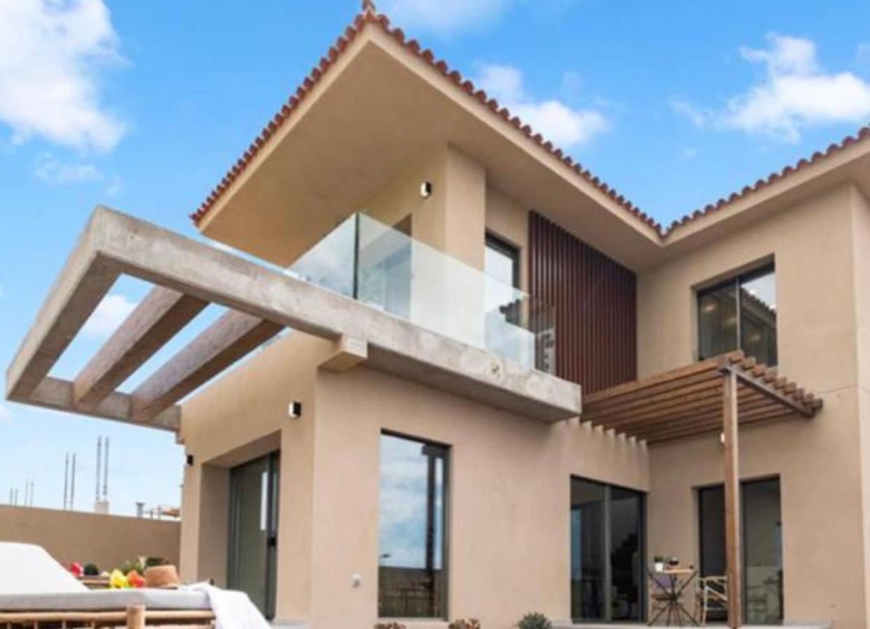 Villa Golf Tenerife South Xx Wheel Accessible Shower Xx Free Wifi Xx Private Pool 30 Degrees Xx Two Terraces 30m2x60m2 Xxfree Parking Xx Mountain View Xx Flatscreen 65 Inch Xx