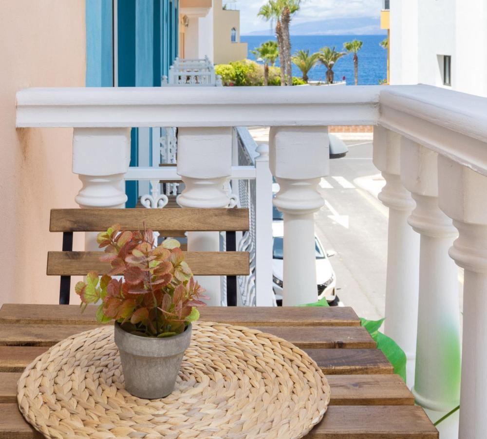 With Seaview And Parking Apartamento Playa de San Juan (Tenerife)