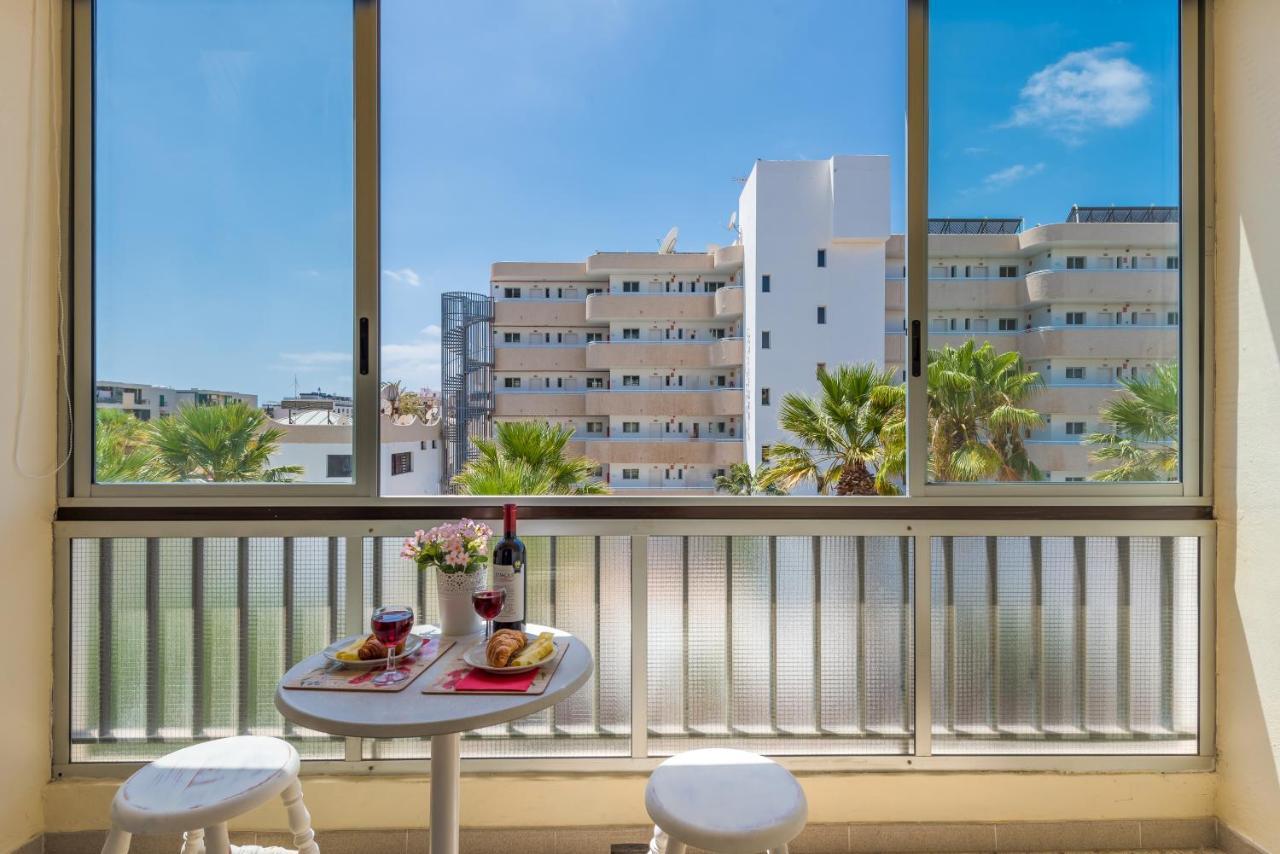 El Dorado Apartment *