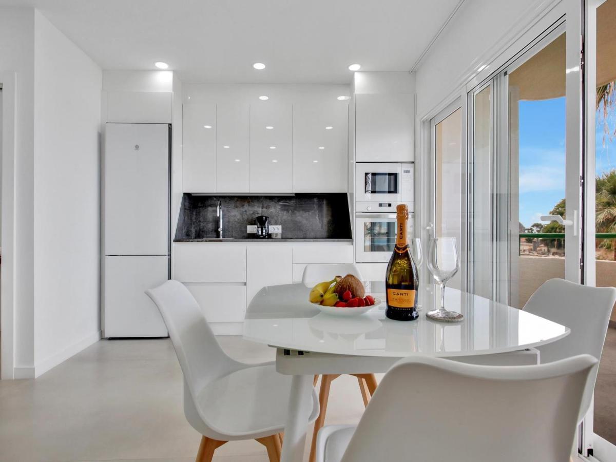 Casa Marinita, Floor, Direct Access To The Seafront Apartment
