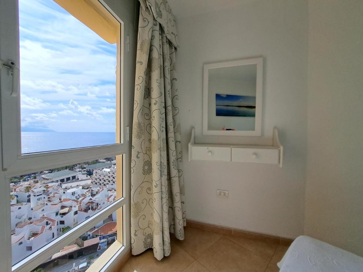 Apartamento Amazing View Over The Ocean In Playa De Americas