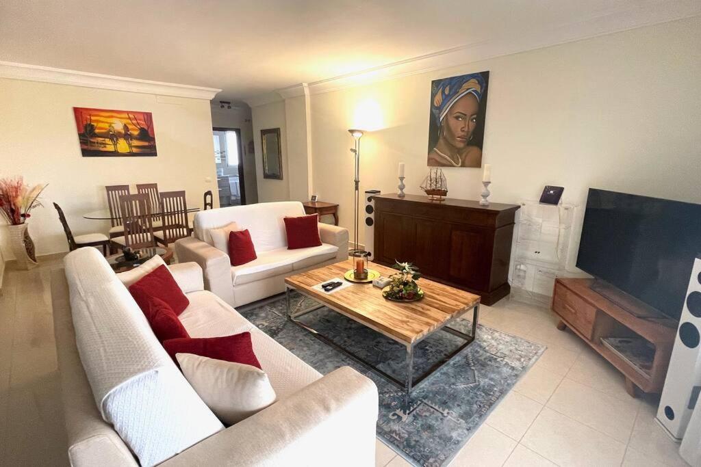 Apartamento Luxurioese Duplex In Sehr Ruhiger Wohnanlage Mit Meerblick Palm-mar
