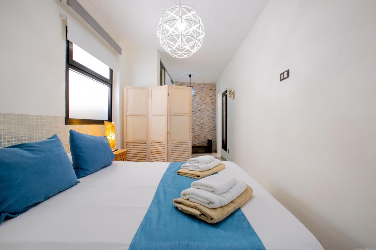 Apartment La Caleta Sunrises *