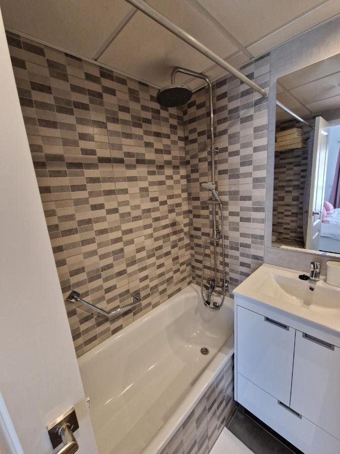 Appartement Rhea Calista *