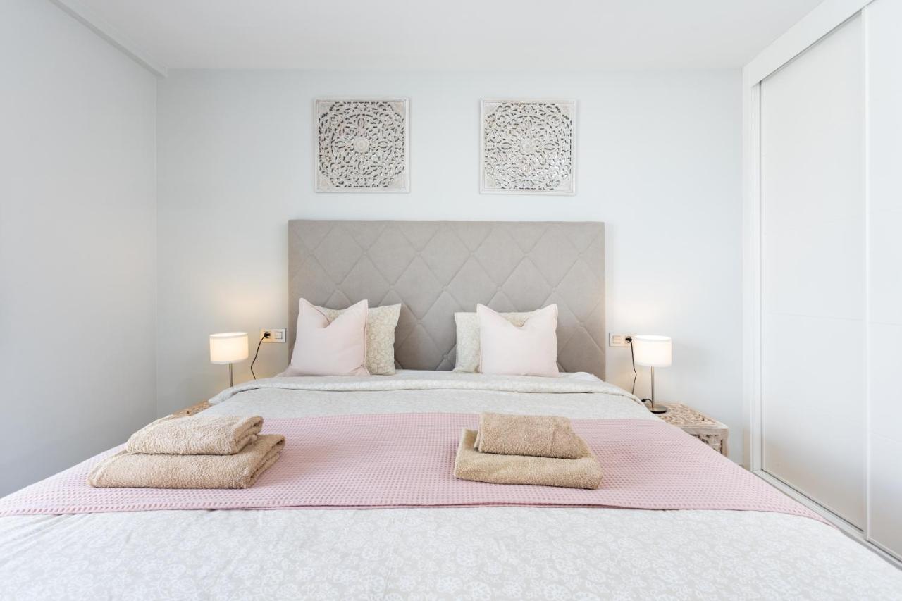 Home2book Stylish & Relax Attic La Tejita, Pool
