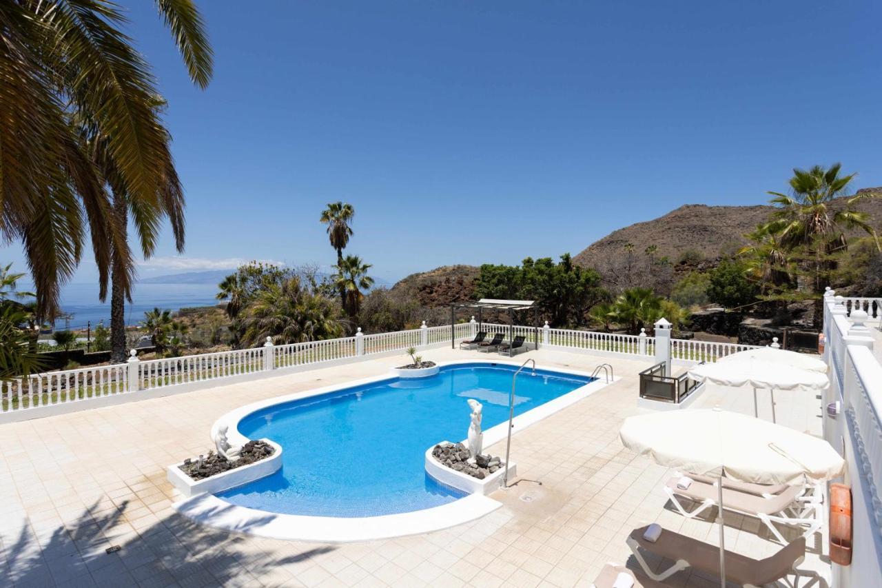 Villa Flores *