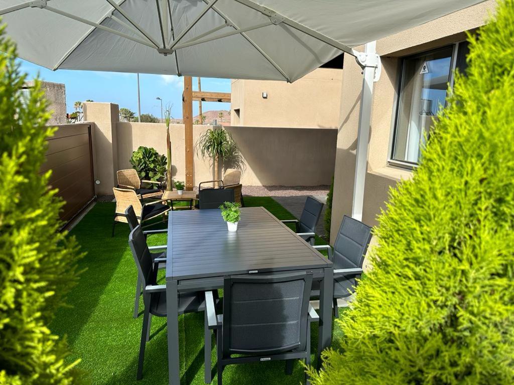 Golf Tenerife South Xx Wheel Accessible Shower Xx Free Wifi Xx Private Pool 30 Degrees Xx Two Terraces 30m2x60m2 Xxfree Parking Xx Mountain View Xx Flatscreen 65 Inch Xx Villa *