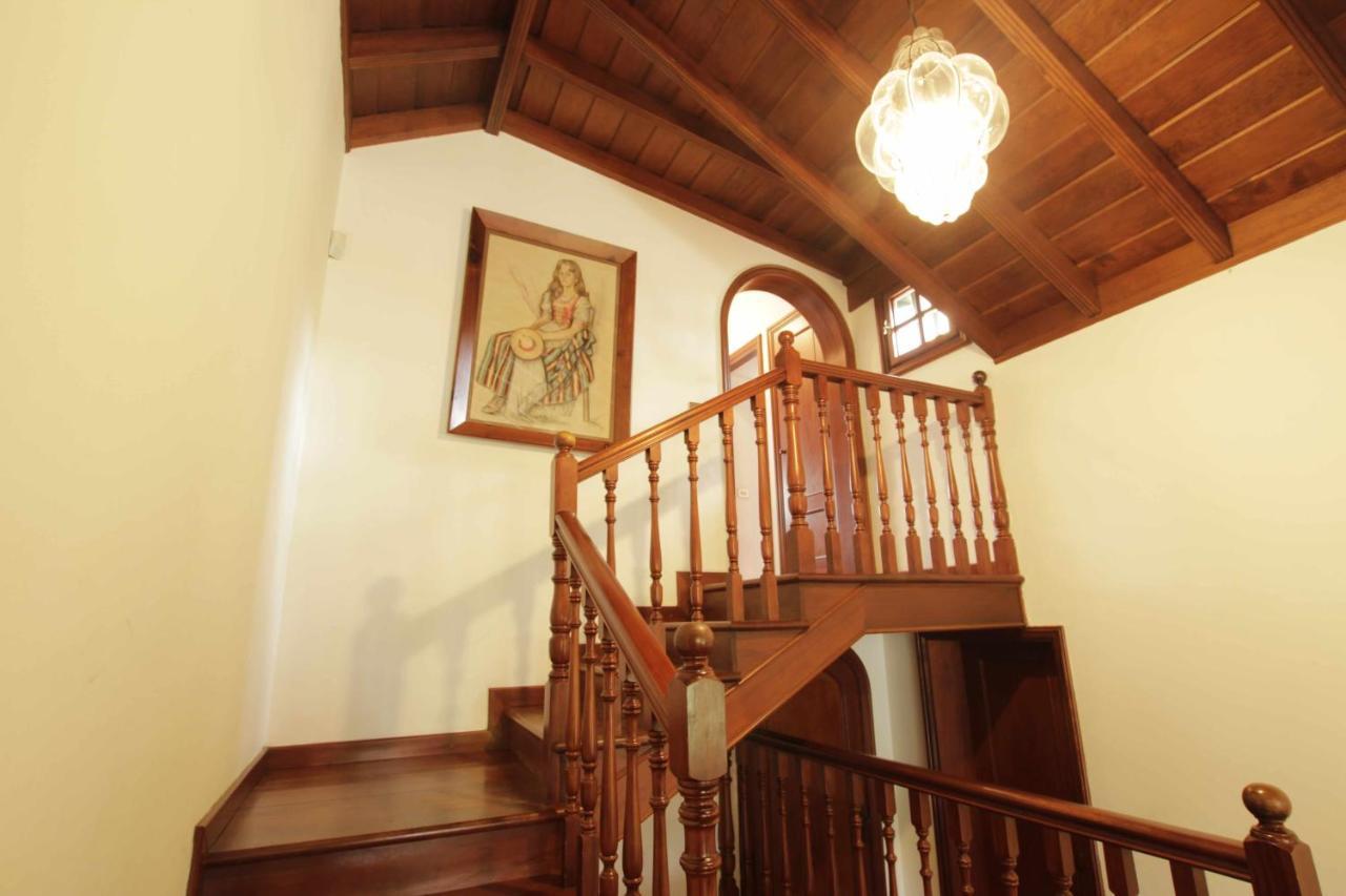 Casa Privada Con Piscinajacuzzi En Сasa de vacaciones *