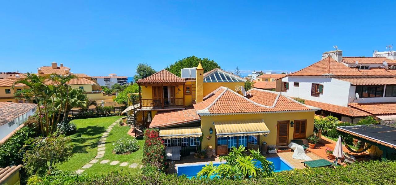 La Paz 2 Villa *