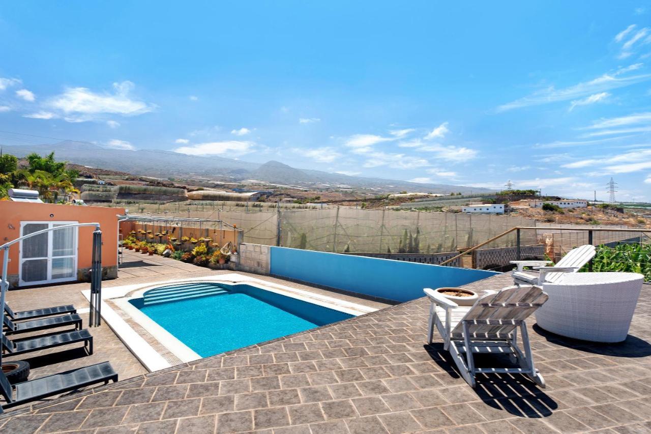 La Calabacera Casa Roja Con Piscina By Paramount Holidays * Guía de Isora