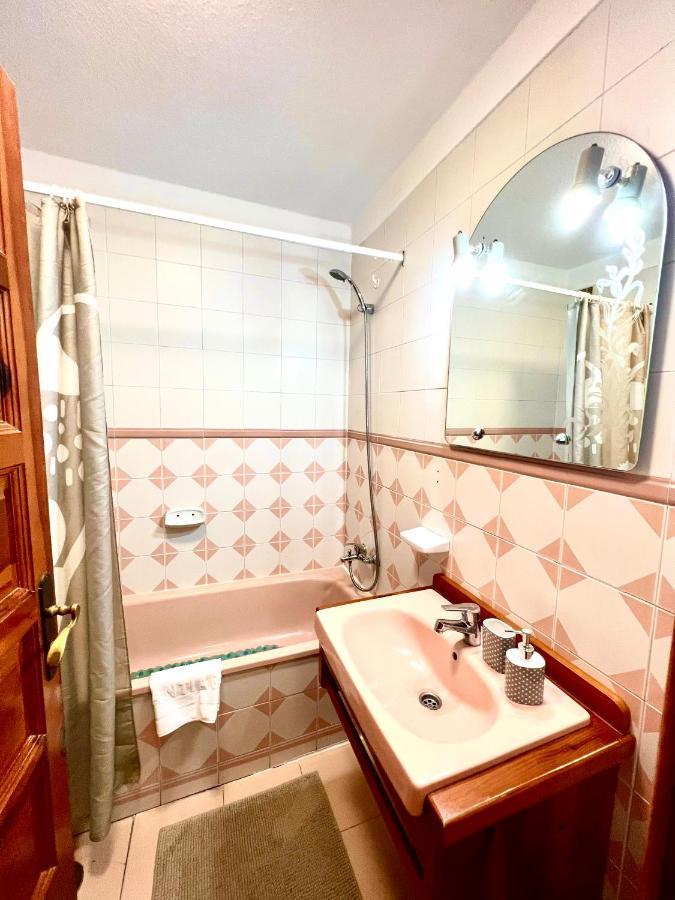 Villas And In A Popular Complex Apartment Playa de las Americas (Tenerife)