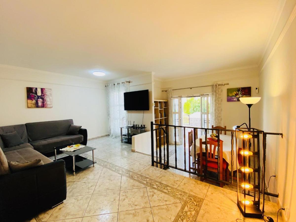 Сasa de vacaciones Sunshine House