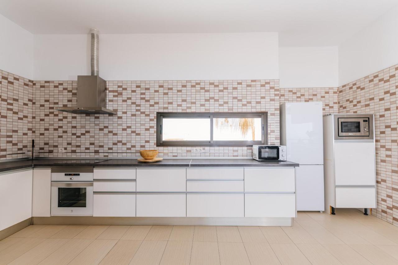 Sunset White - Ocean View, Jakuzzi, Heated Pool, Air-conditioning, Grill *