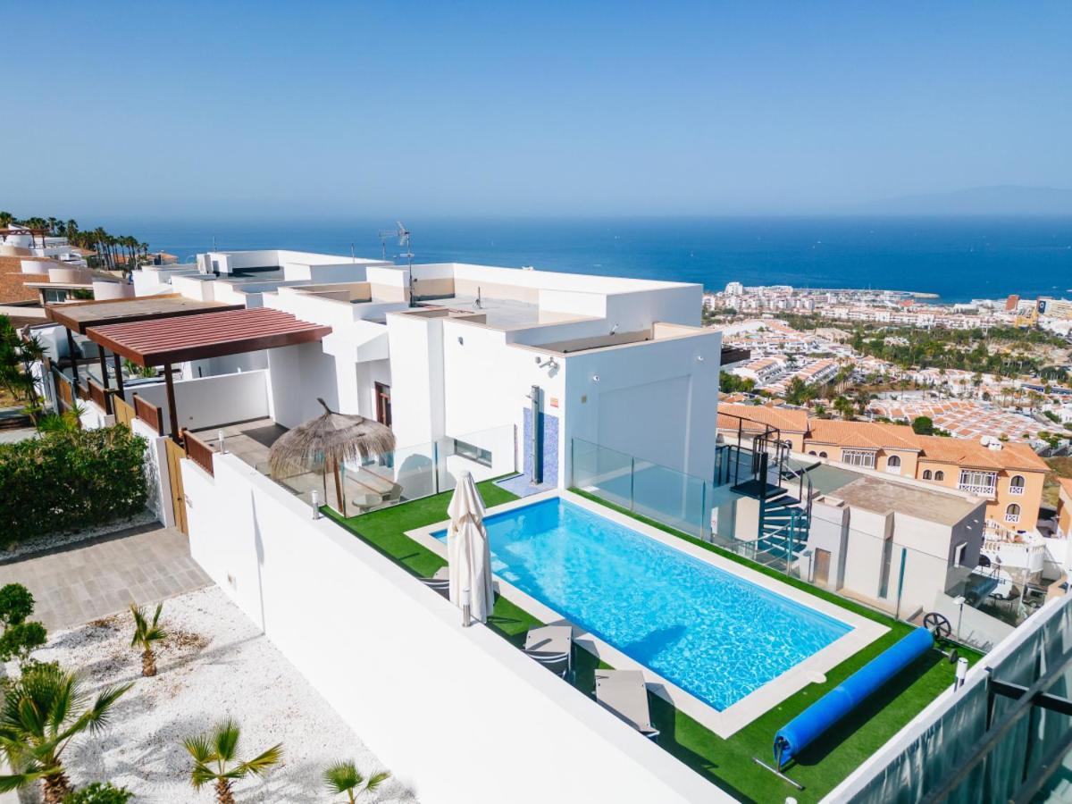 Sunset White - Ocean View, Jakuzzi, Heated Pool, Air-conditioning, Grill * Playa de las Americas (Tenerife)