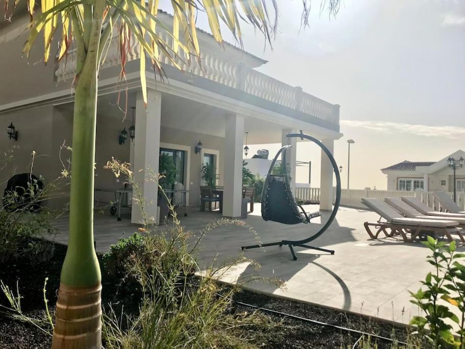 Vista Bella In Ruhiger Villengegend Mit Meerblick Villa *