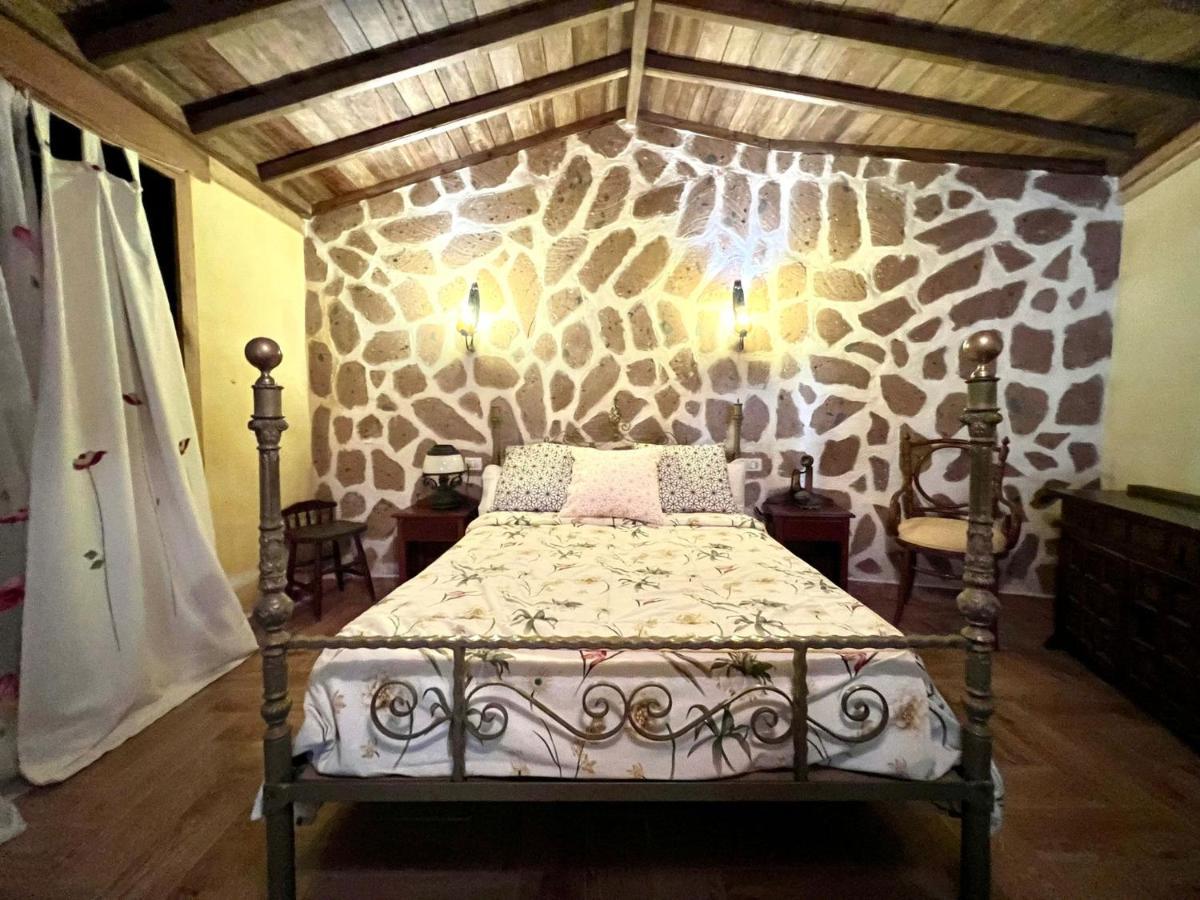 Casa Cueva Con Barbacoa, Wifi Y Vista *