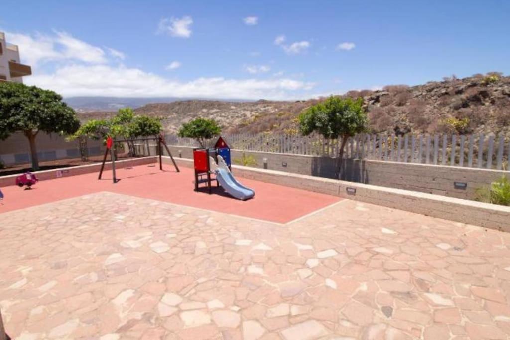 Beachfront Triplex Penthouse With Pool, Rooftop, Sea View Apartamento El Médano