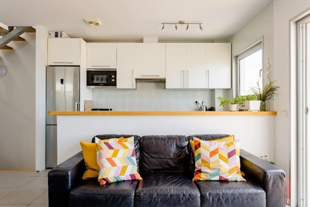 Apartamento Beachfront Triplex Penthouse With Pool, Rooftop, Sea View