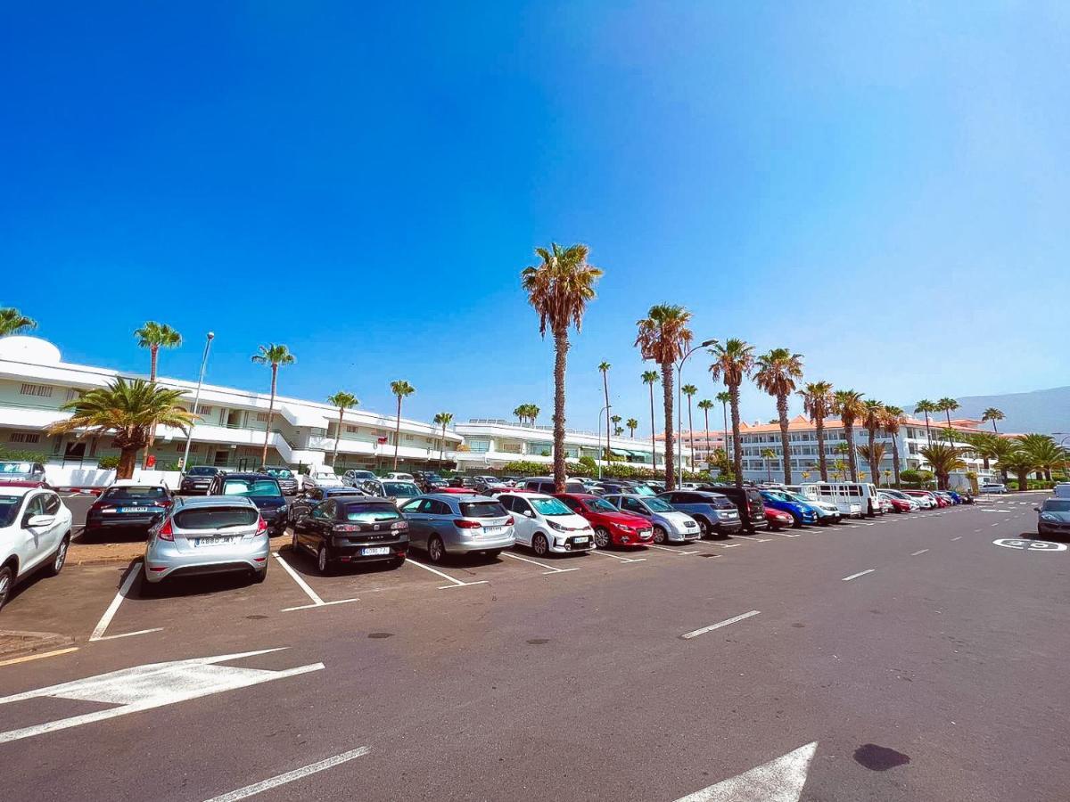 First Line In El Beril Playa Del Duque Pd1