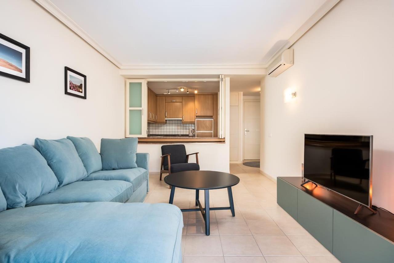 Gigantes Cliffs View Two Bedroom Apartment *
