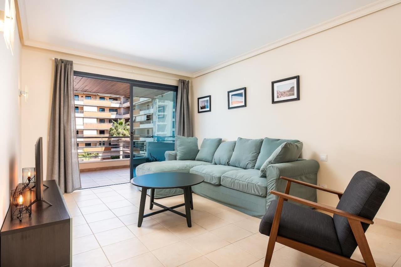 Gigantes Cliffs View Two Bedroom Apartment *