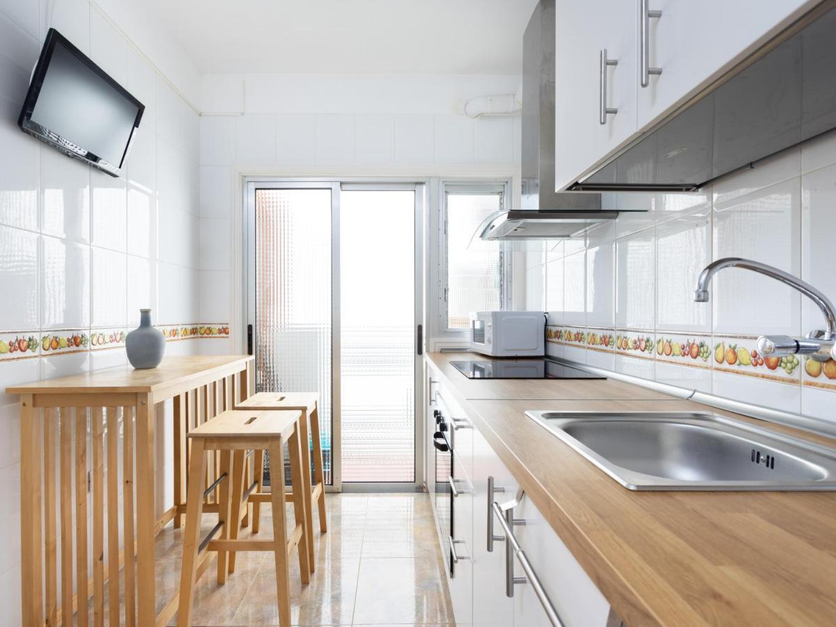 Live Basilica & Balcony Apartment *
