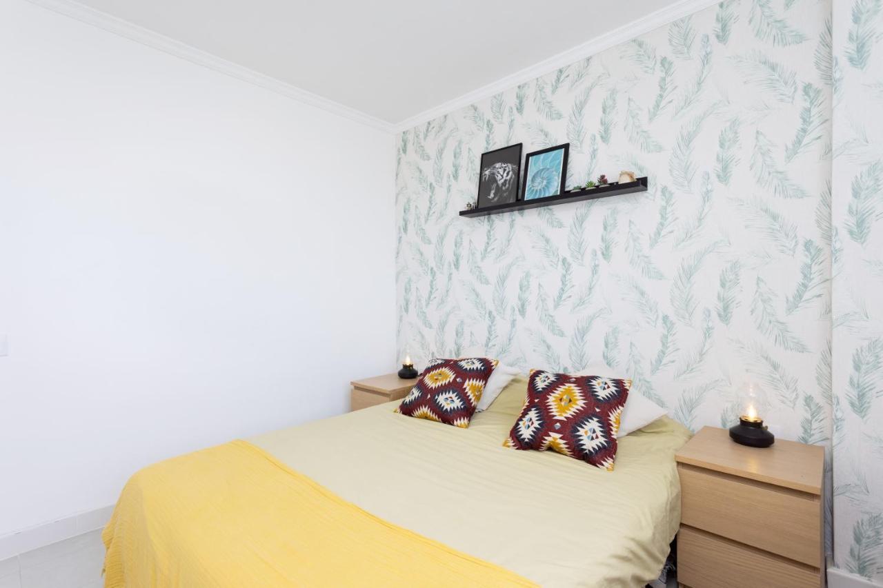Acogedor Con Vistas Al Mar En Apartment *